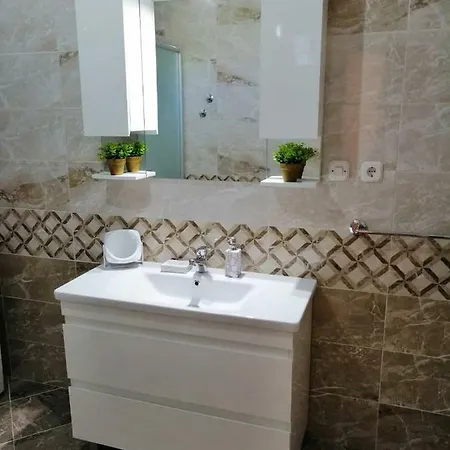 18 Villa